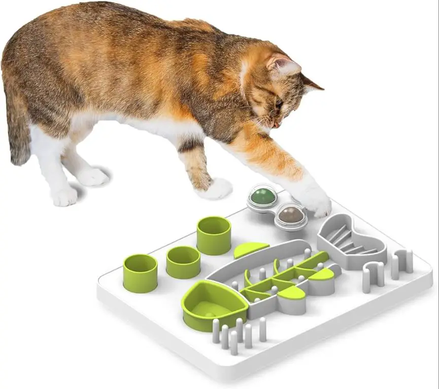 cat puzzle feeder toy